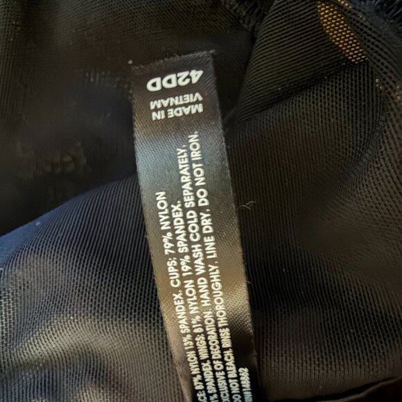 Torrid XO Plunge Push-Up Bra Noelle Plaid Jester Red Plus Size 42DD - Picture 10 of 16